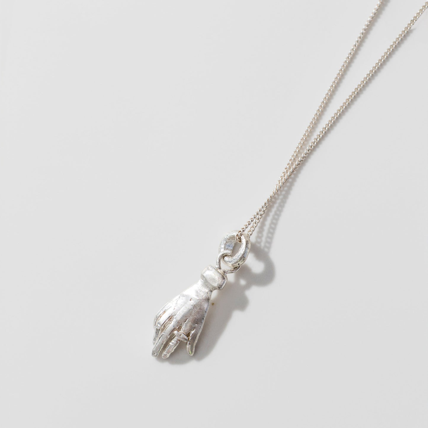 Reach necklace